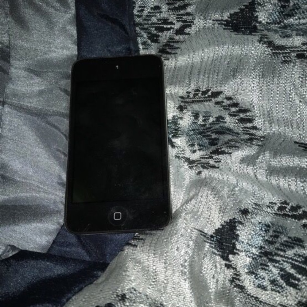 IPod Touch 4 Gen 8GB